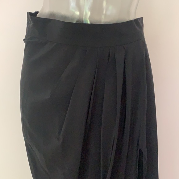 High waisted long Skirt with slit (tulip shape) - Picture 2 of 9